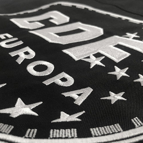 uniformes bordados en alta calidad